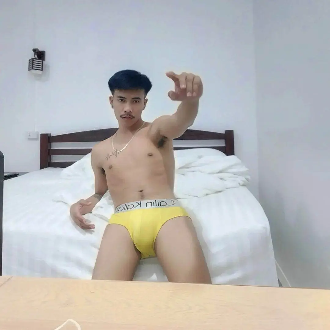 ผู้ชายบ้านๆอูมๆ
