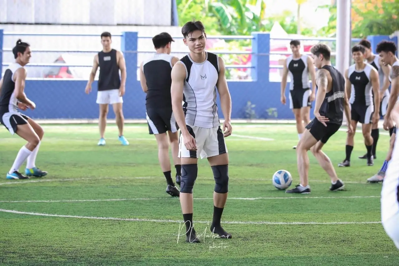 หนุ่มๆเตะบอล Mister International Thailand 2023