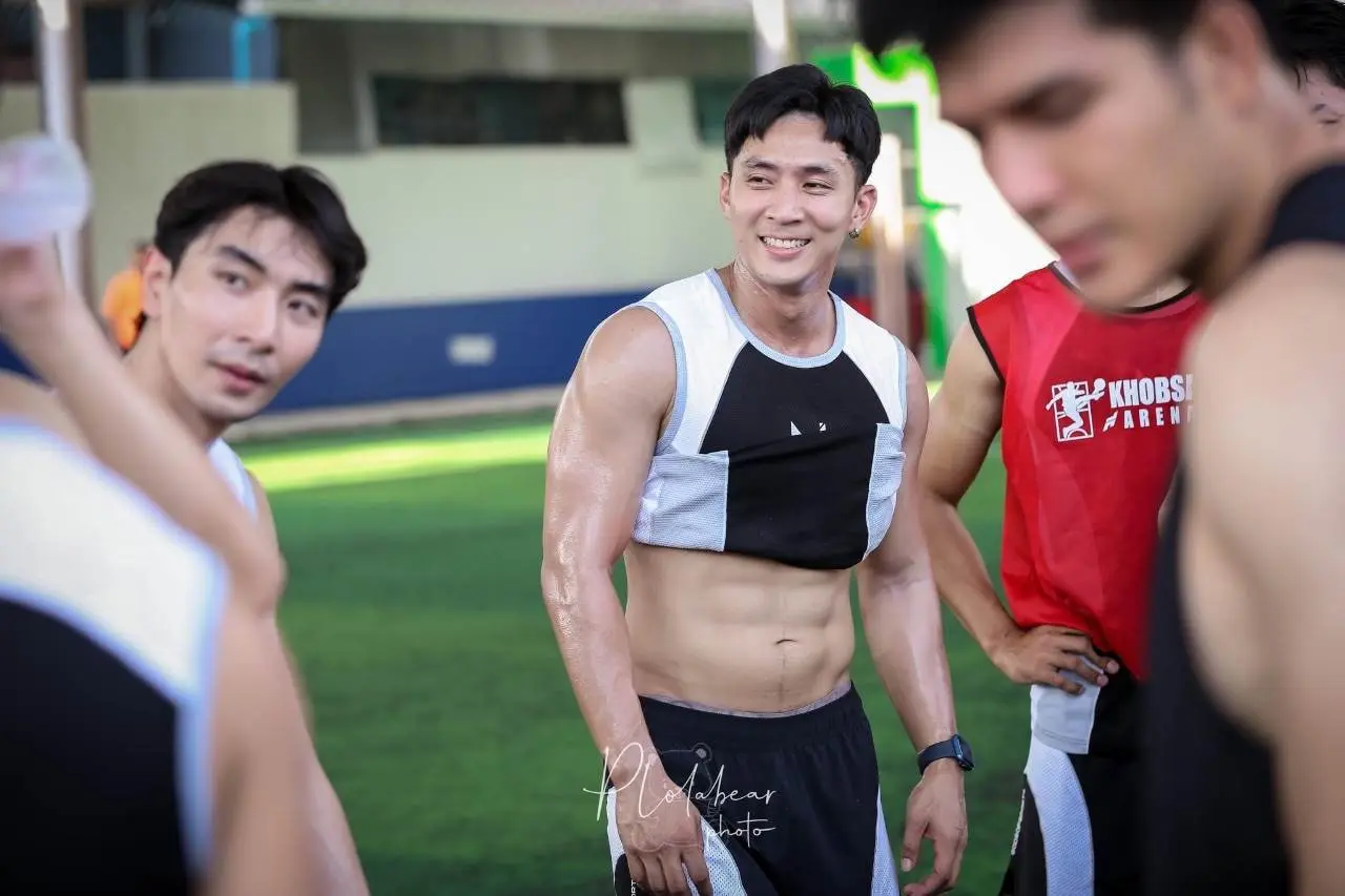 เตะบอลหล่อๆสไตล์หนุ่มๆ Mister International Thailand 2023