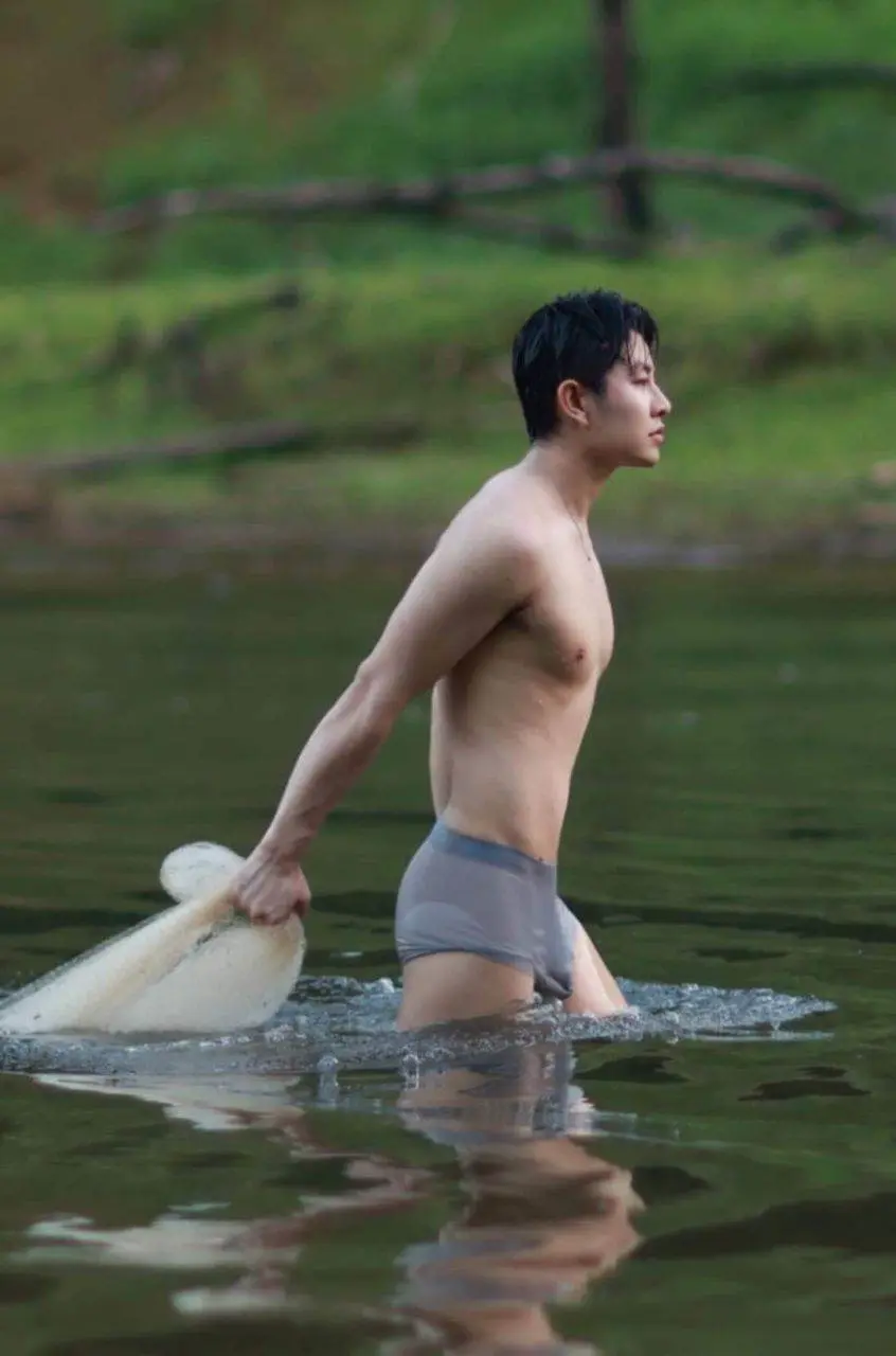 หนุ่มหาปลา