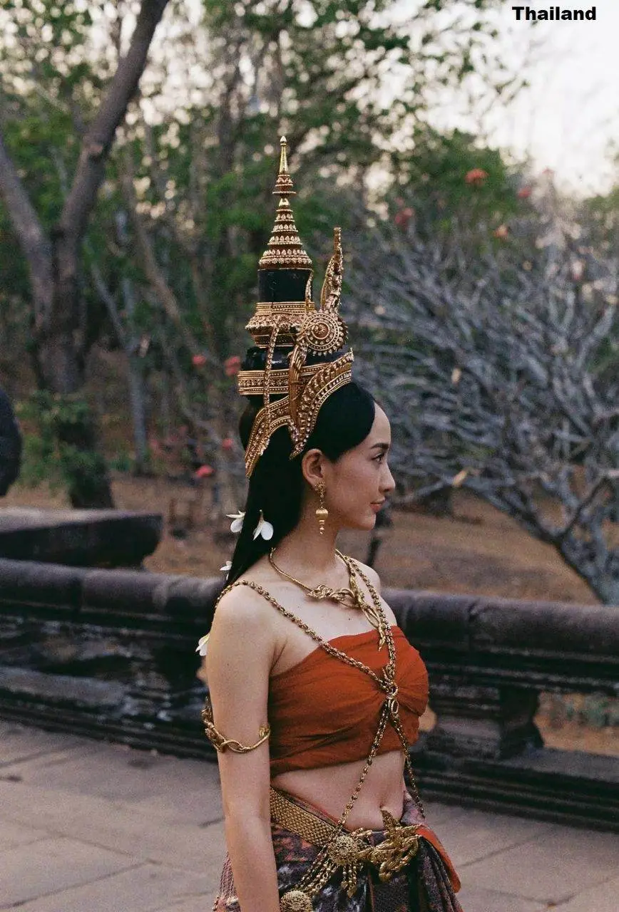 Taew Natapohn in Thai Apsara Costume 🇹🇭