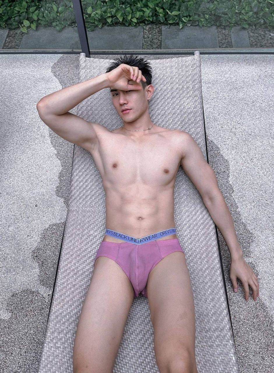 หลงหนักมากกกกกกก