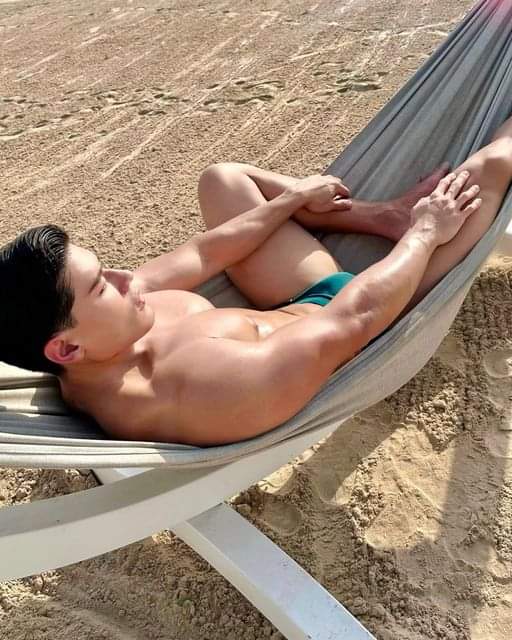 มัวแต่มองไม่ลองหน่อยเหรอ