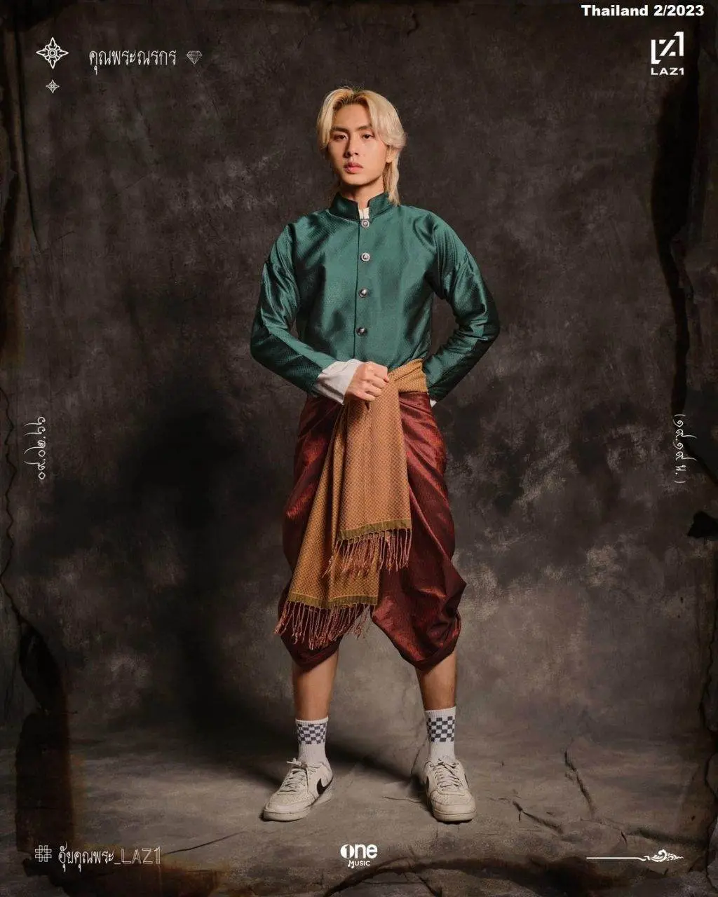 LAZ1 in the Thai Traditional Costume 🇹🇭