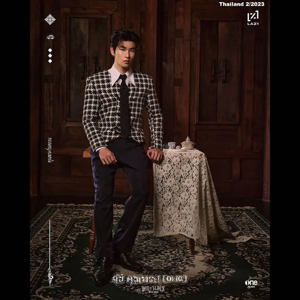 LAZ1 in the Thai Traditional Costume 🇹🇭