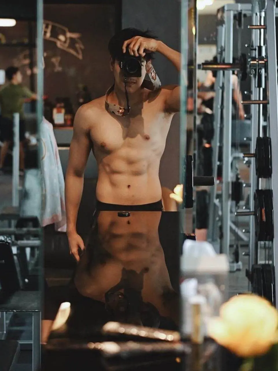 ดาราสามีของแอด