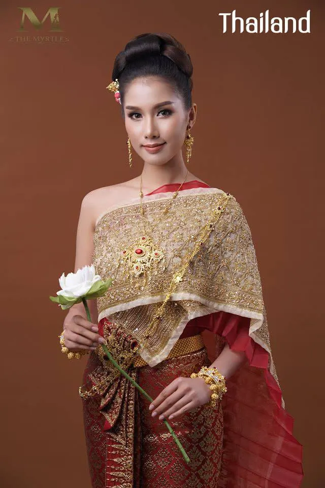 Thai Chakraphat National Costume 🇹🇭