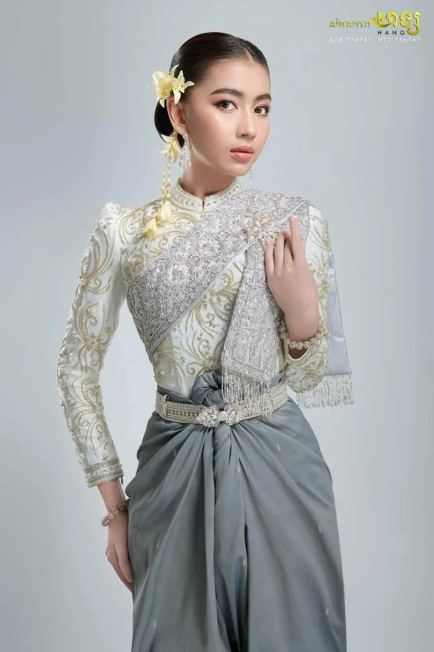 ð°ðCambodia national clothing. Khmer wedding costume. Khmer dress