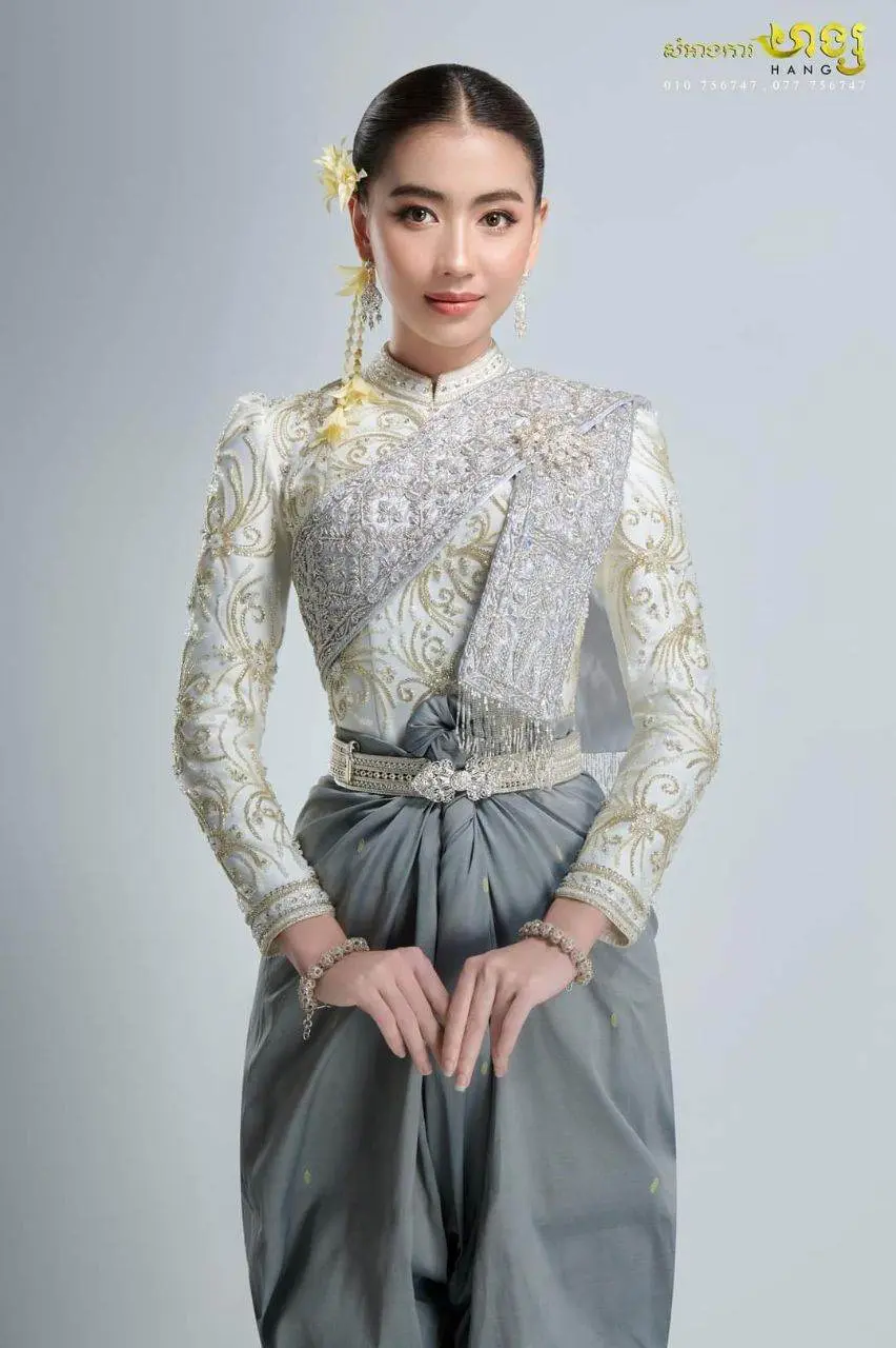 ð°ðCambodia national clothing. Khmer wedding costume. Khmer dress