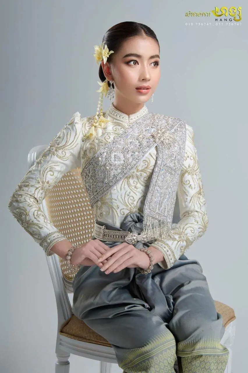 ð°ðCambodia national clothing. Khmer wedding costume. Khmer dress