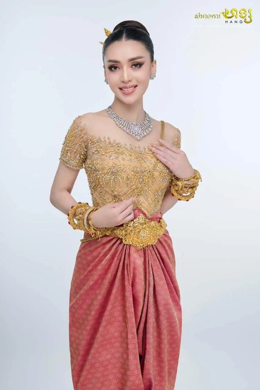 ð°ðCambodia national clothing. Khmer wedding costume. Khmer dress