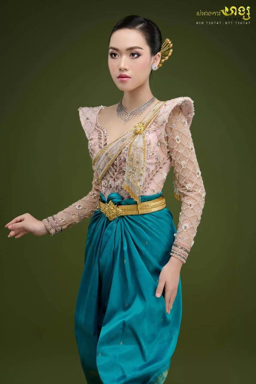 ð°ðCambodia national clothing. Khmer wedding costume. Khmer dress
