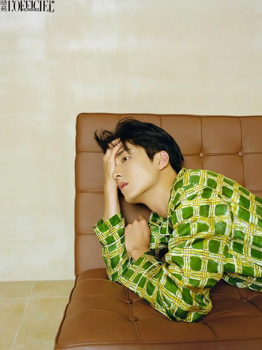 Zhang Xincheng @ L&rsquo;Officiel Hommes China August 2023