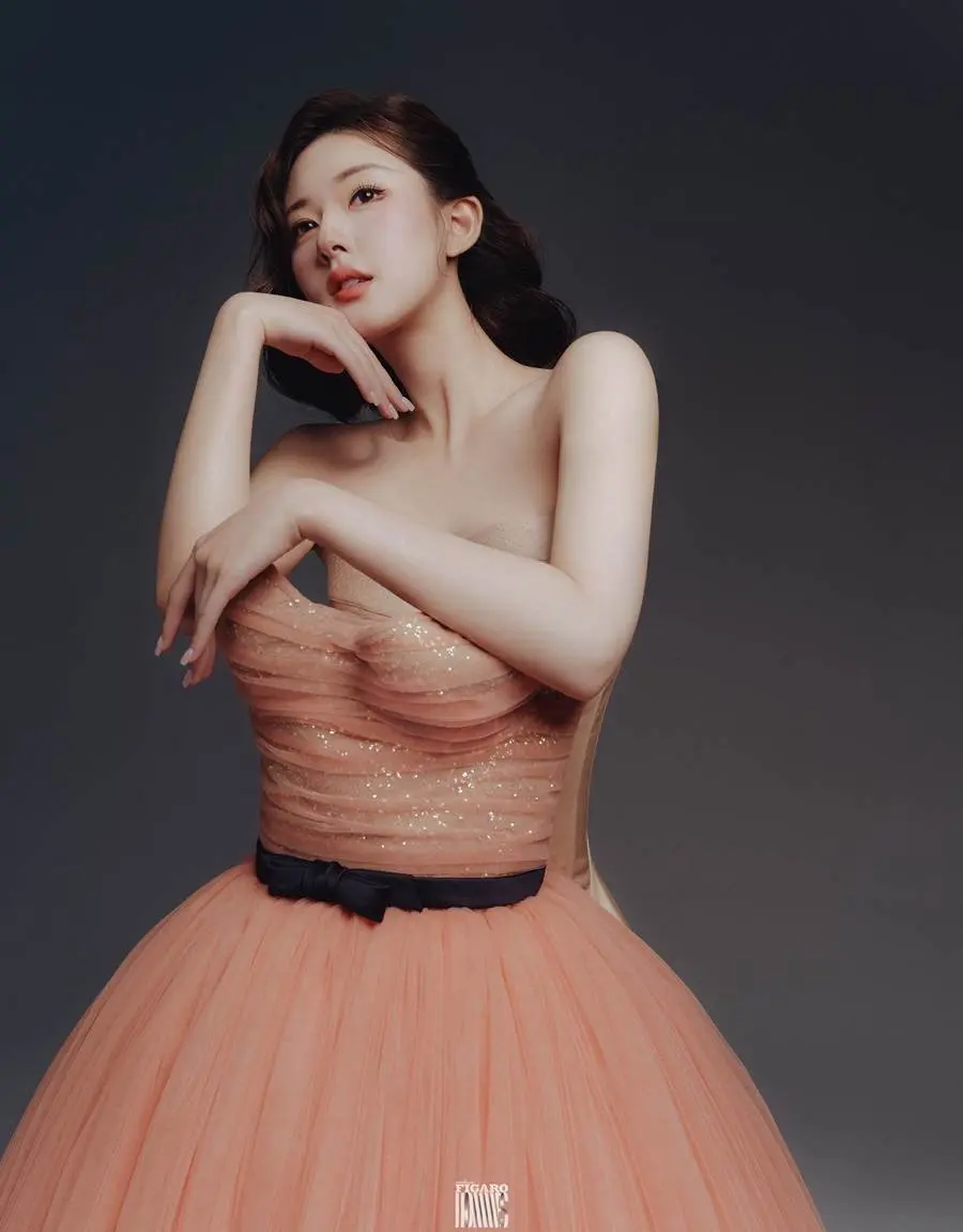 Zhao Lusi @ madame FIGARO Hommes China August 2023