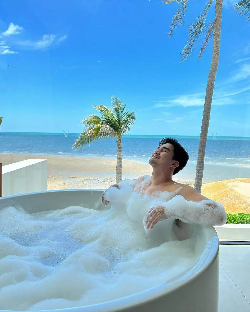 บรรดาสามีของเค้า