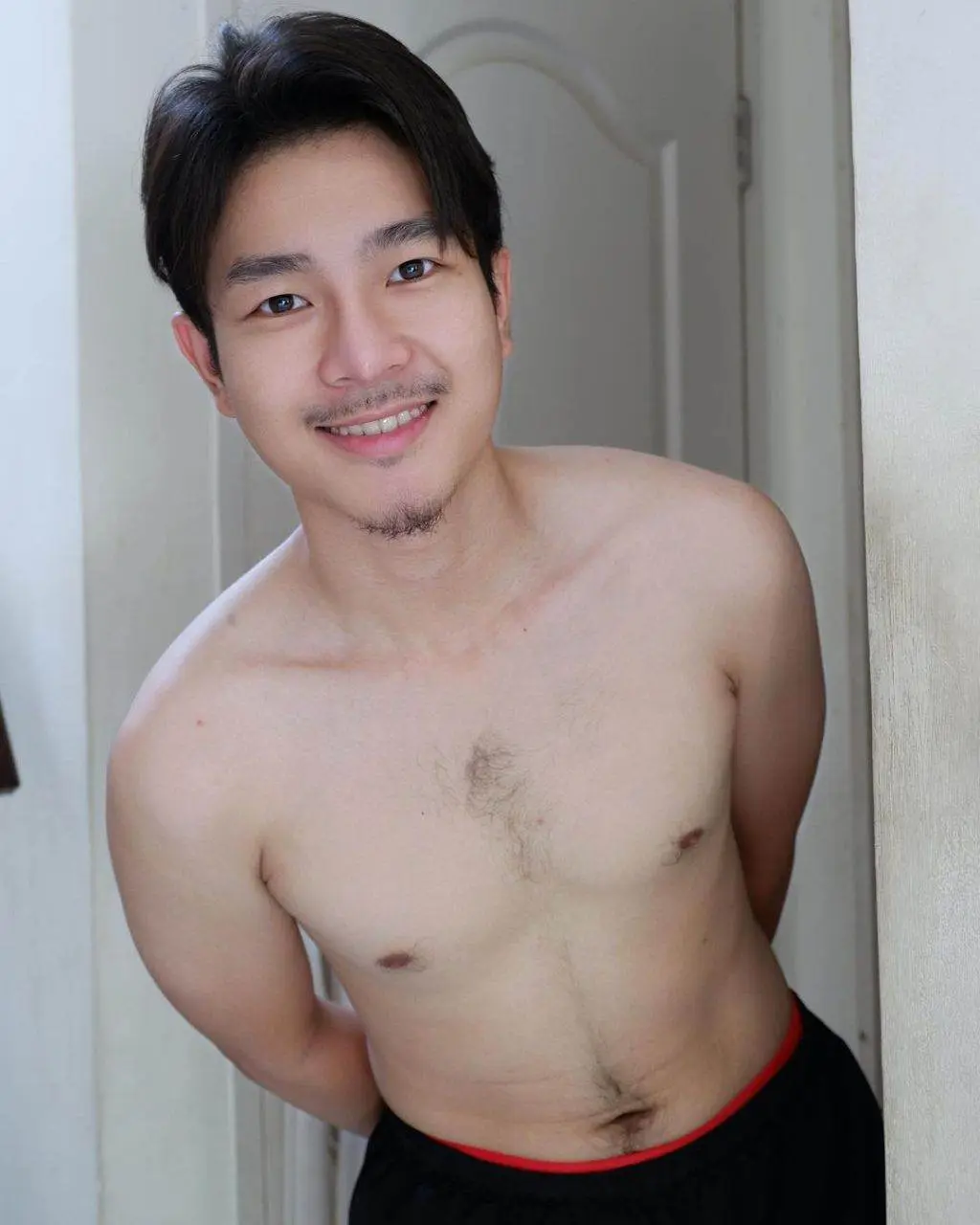 สดใสอยากอ๊อก