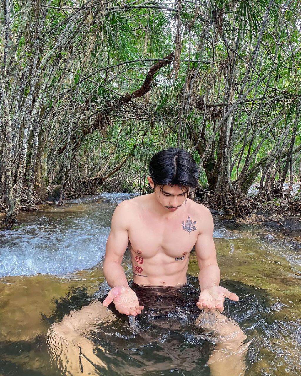 สดใสอยากอ๊อก