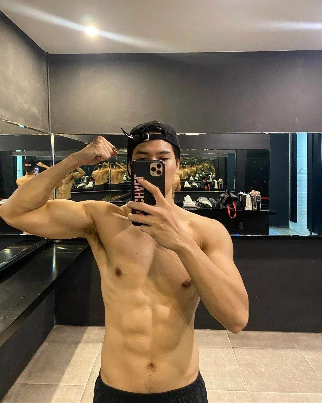 อยากมวยโค้ก ไมค์