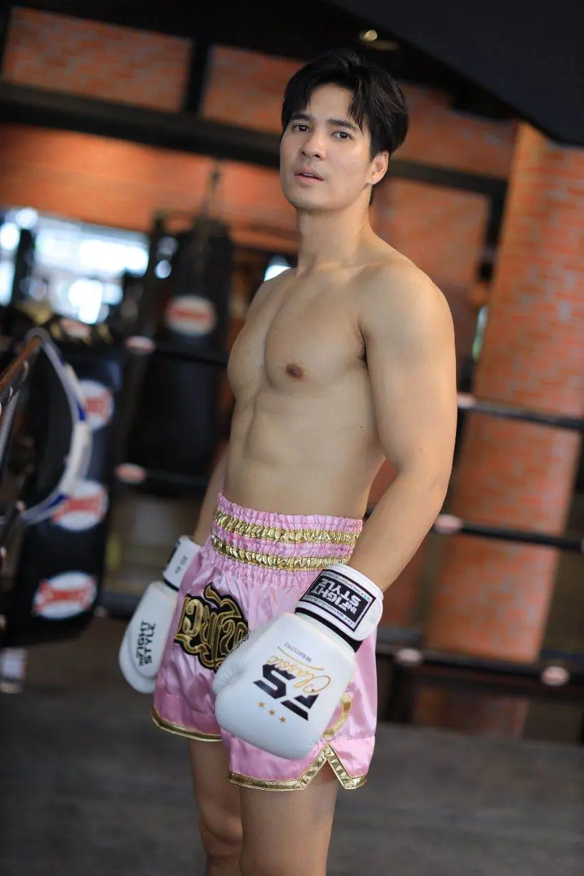 อยากมวยโค้ก ไมค์