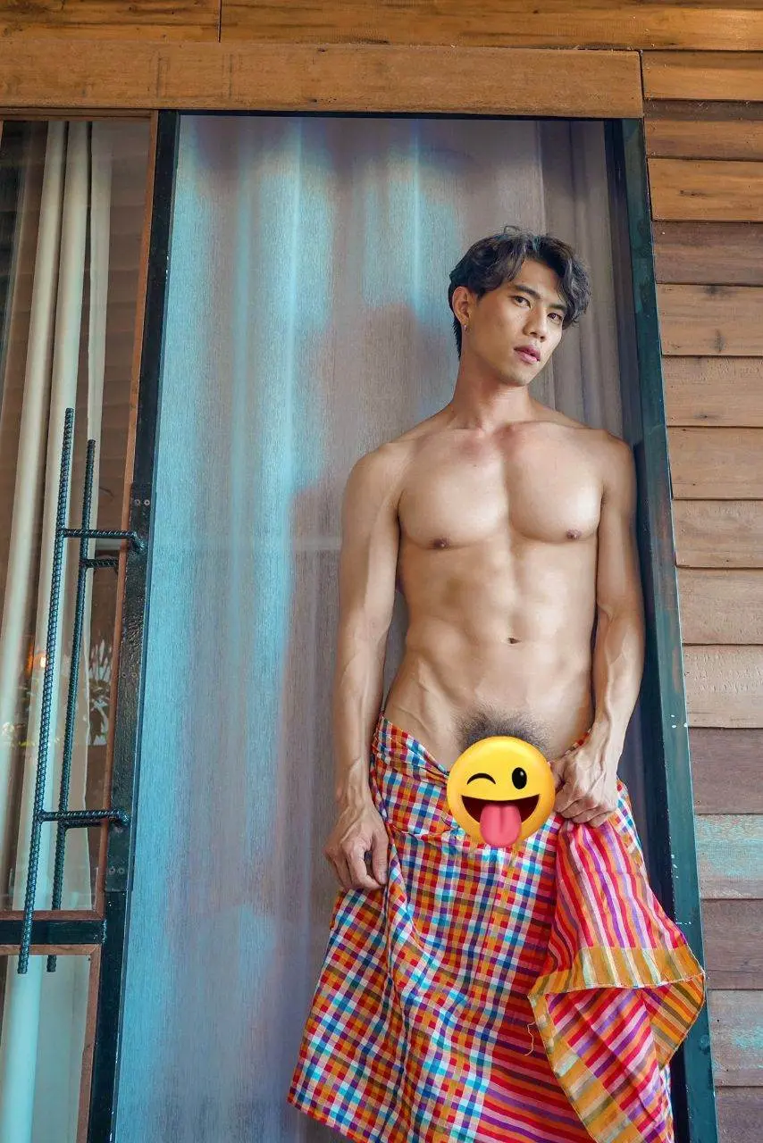 ส่องหนุ่ม 321