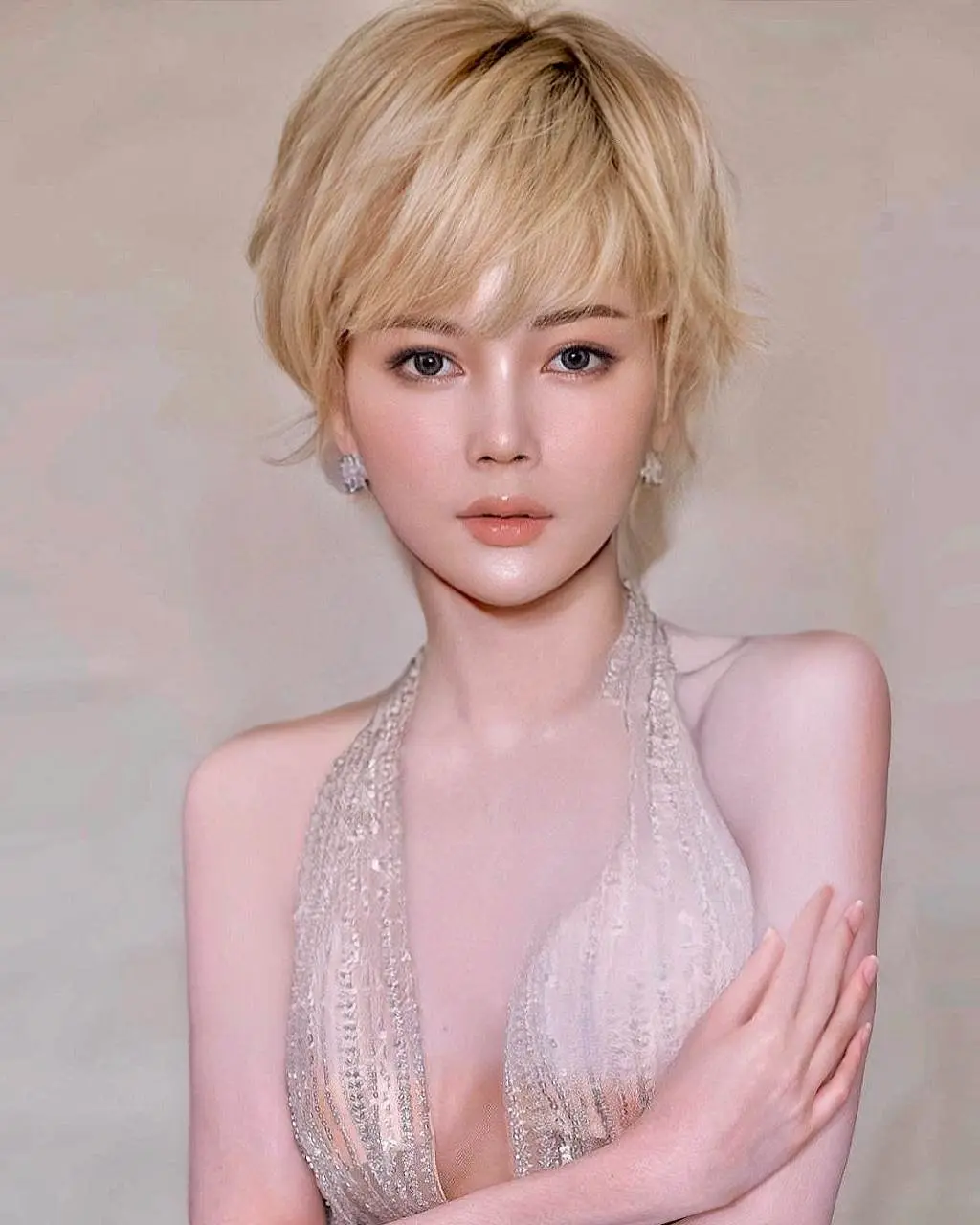ทรงผมสาวๆยากที่จะกล้าตัด แต่พอเธอทำเอาสื่อออนไลน์ทุกช่องทางต้องอึ้ง