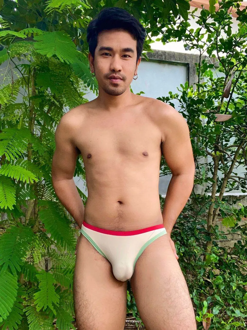 พ่อค้าขายกางเกงในแบบบ้านๆ