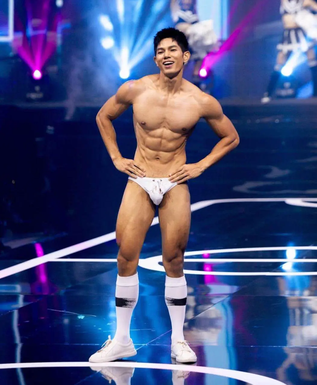 น้องแมน..แซ่บมาก