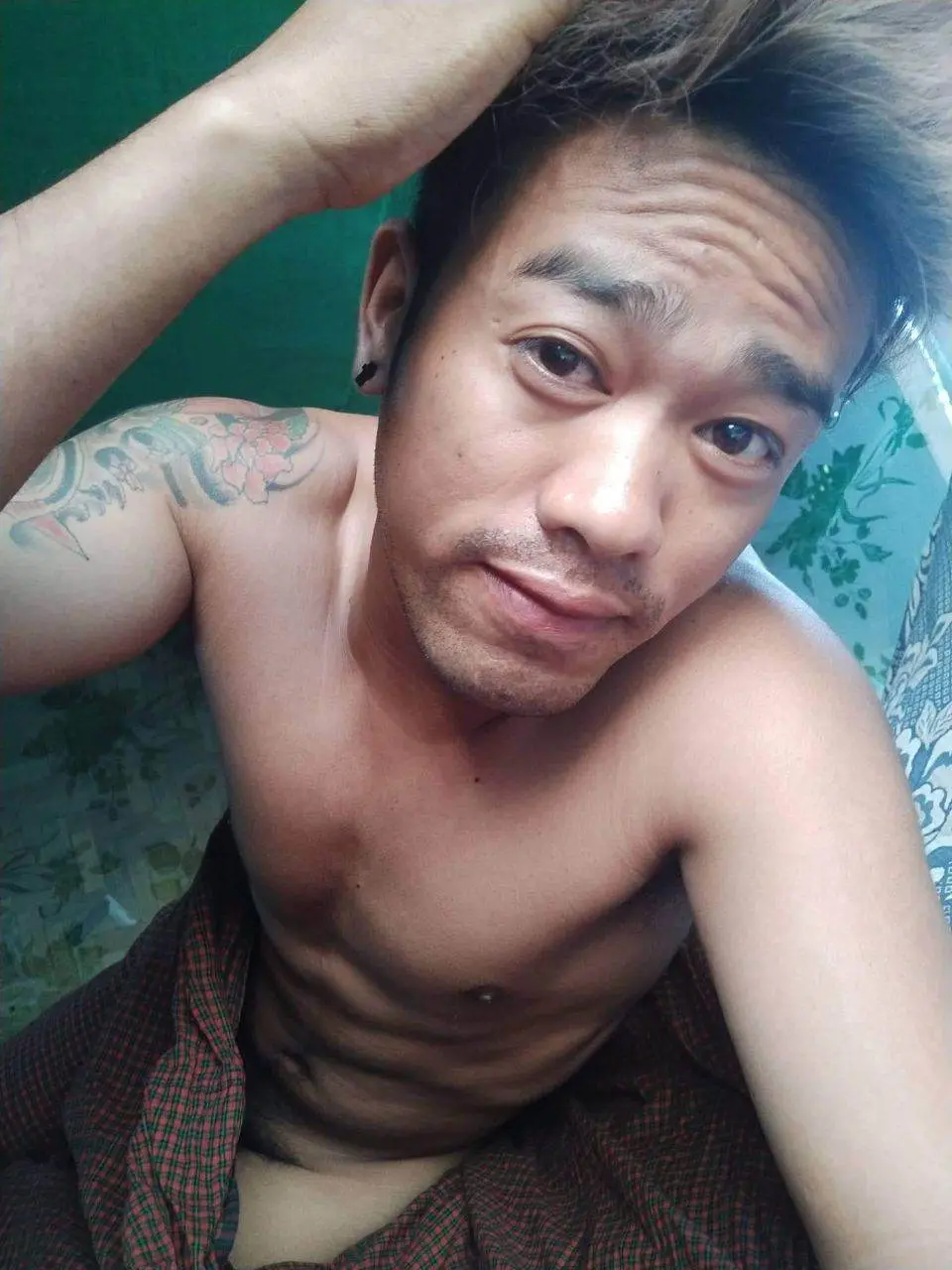 หนุ่มพม่า..บ้านๆ