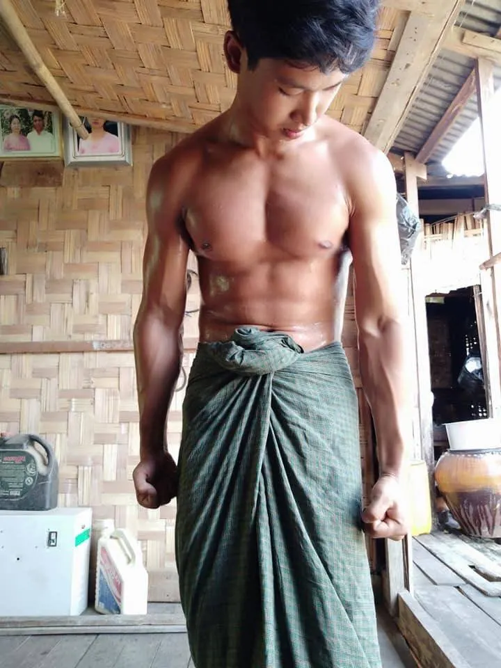 หนุ่มพม่า..บ้านๆ