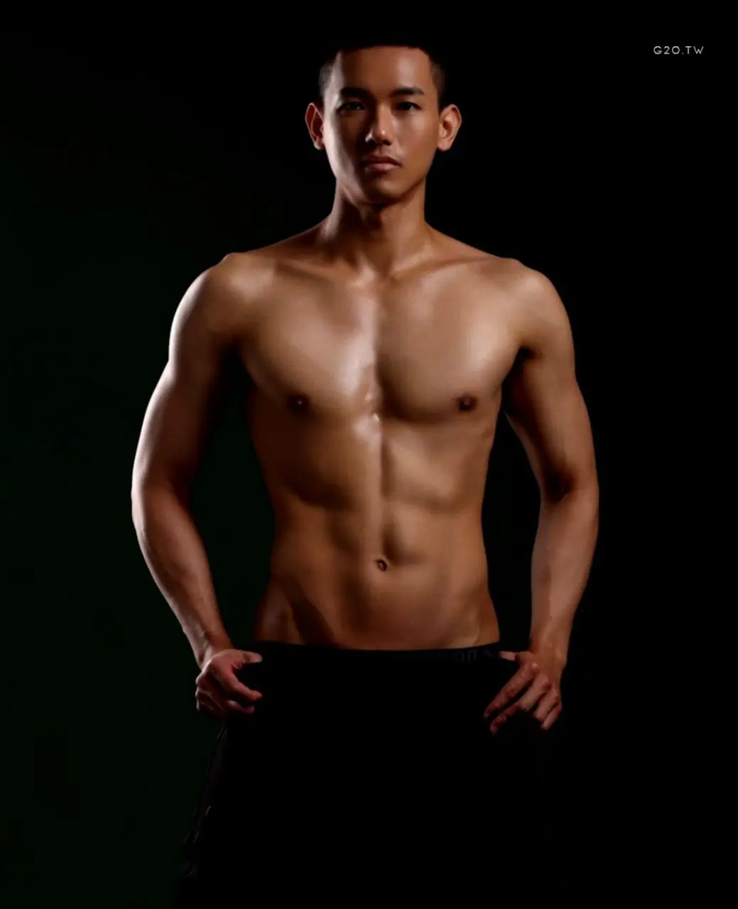หนุ่มหล่อขึ้นปก 1169.1