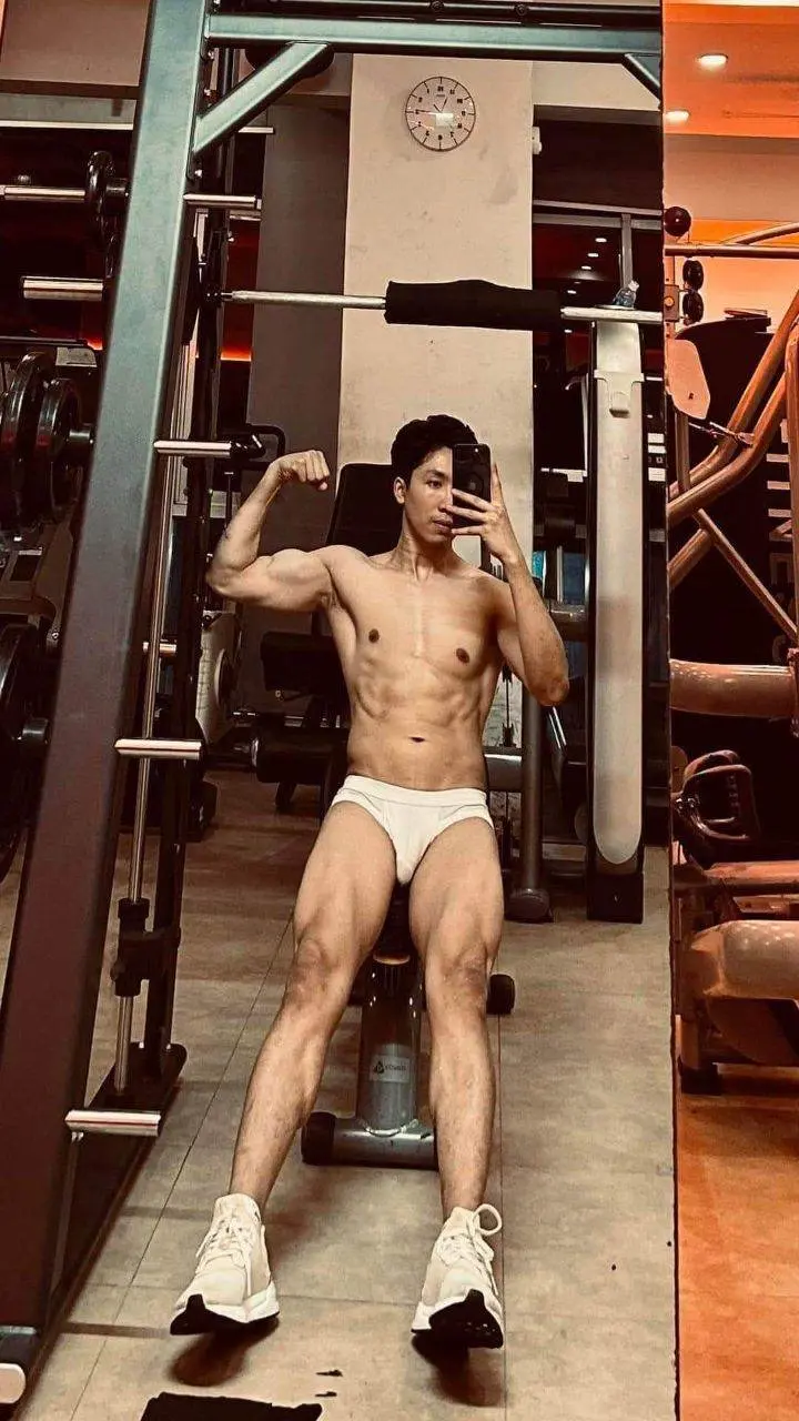 AUSTIN MYAT