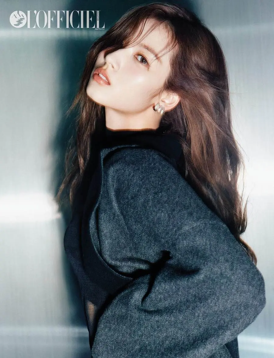 (Twice) Sana @ L&rsquo;Officiel Singapore September 2023