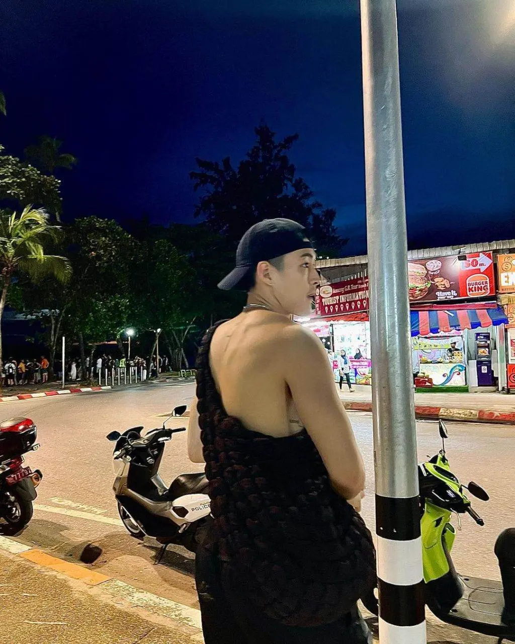ปลดปล่อยมันลงมาที่ฉ้านนนได้เลย