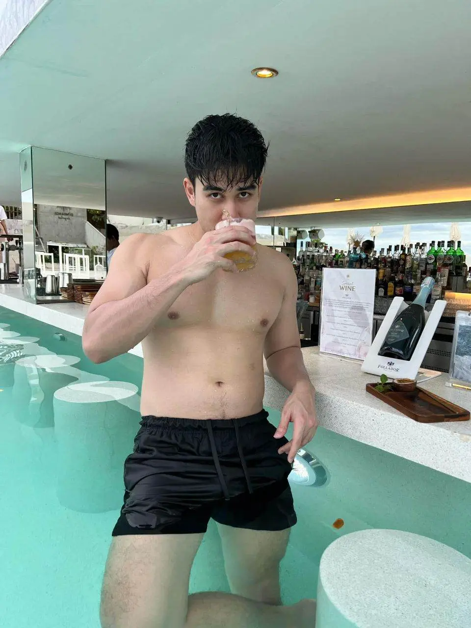 อยากโดนกระแทกแหกก็จะทน