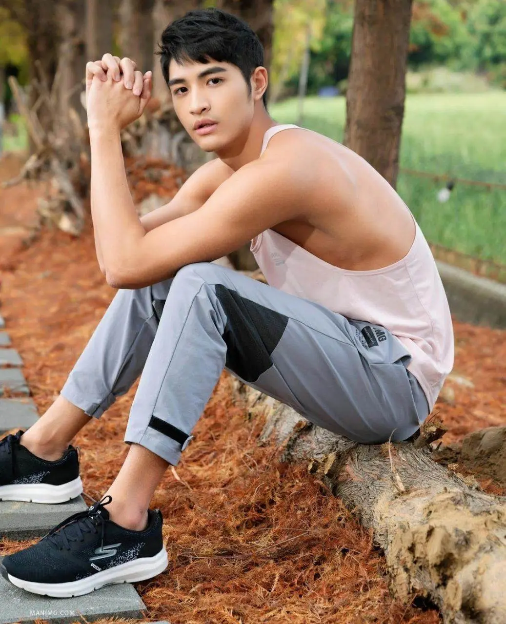 หนุ่มหล่อขึ้นปก 1178