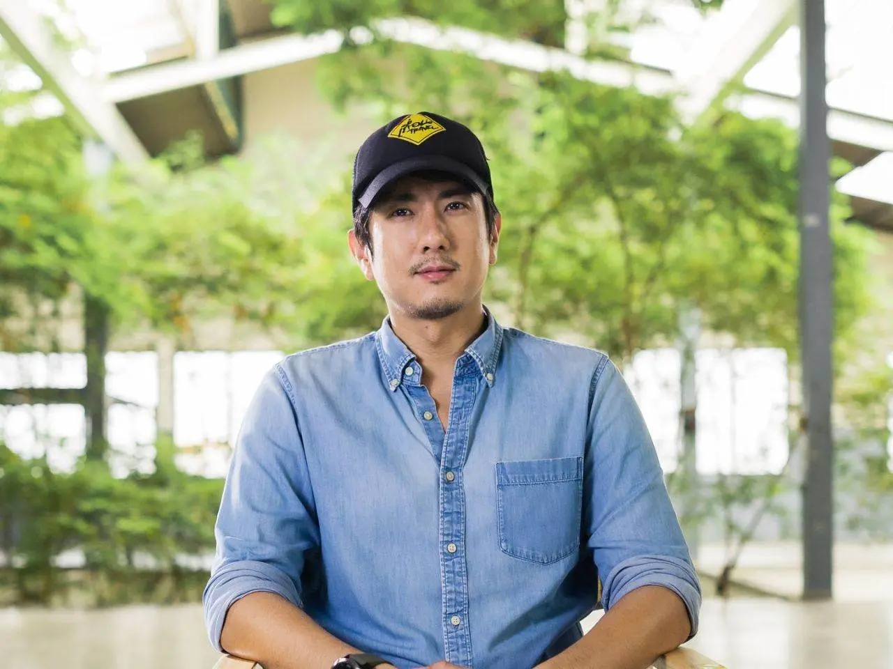 ไม่ถอดแต่..อยากกอดจัง