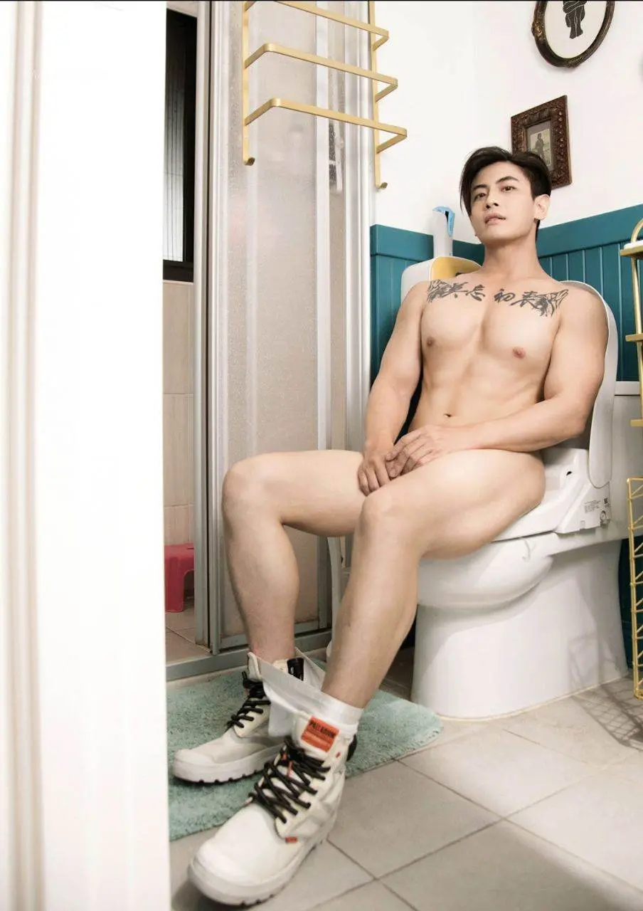 หนุ่มหล่อขึ้นปก 1180