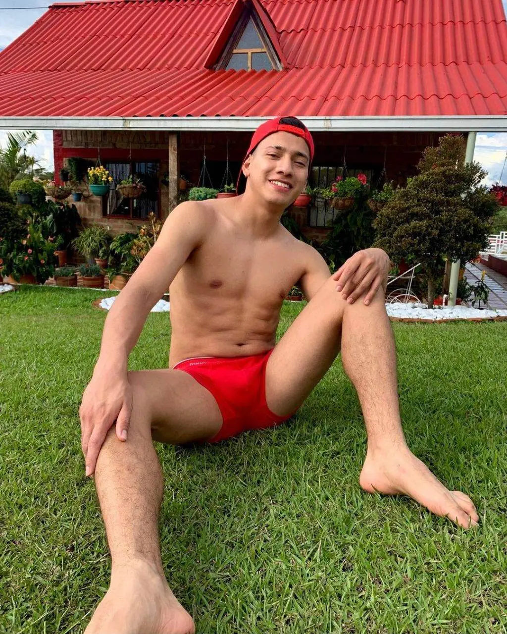 แอบดูไอจีผู้ชาย 18