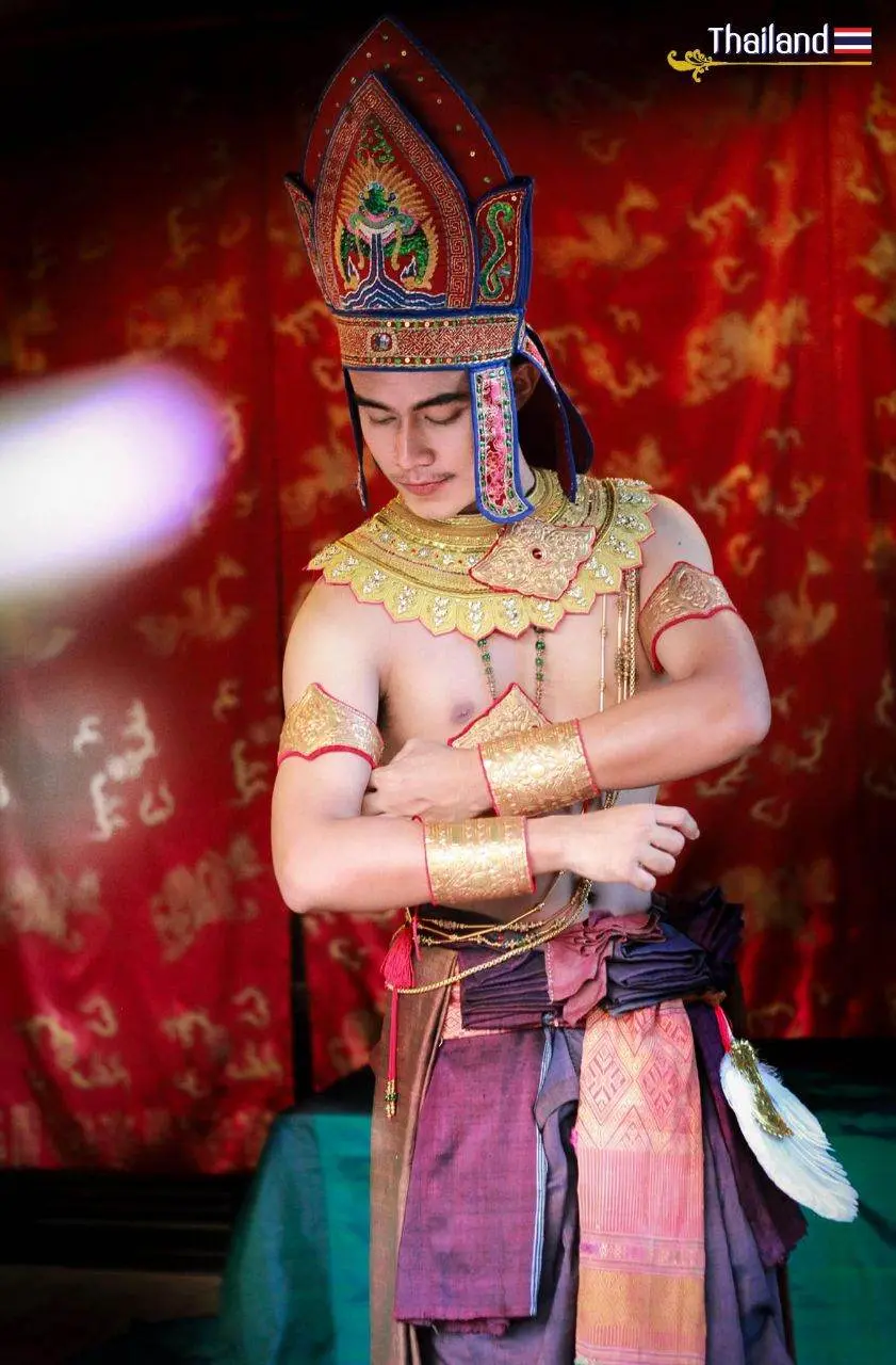 🇹🇭 THAILAND | THAEN : ISAN TRADITINAL COSTUME
