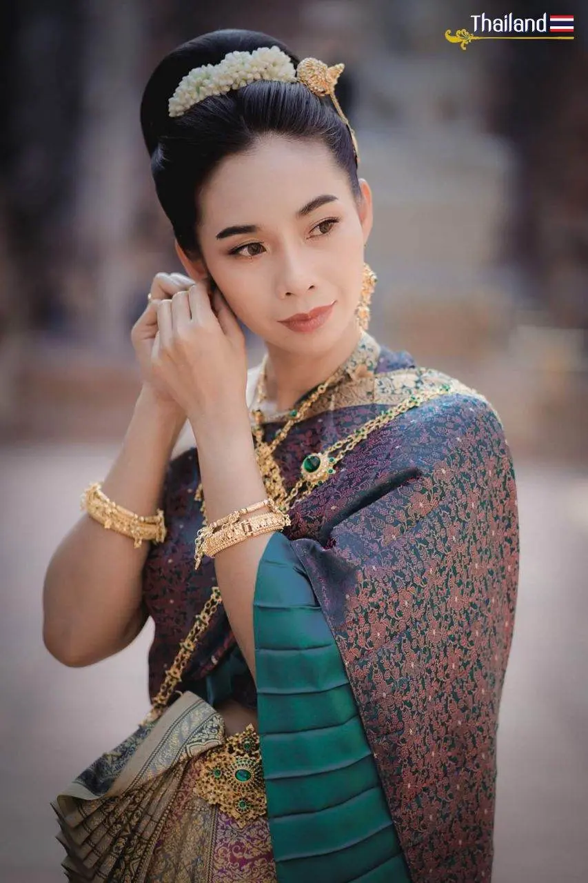 🇹🇭 THAILAND | Thai Costumes in King Narai Reign Fair 2022 👑