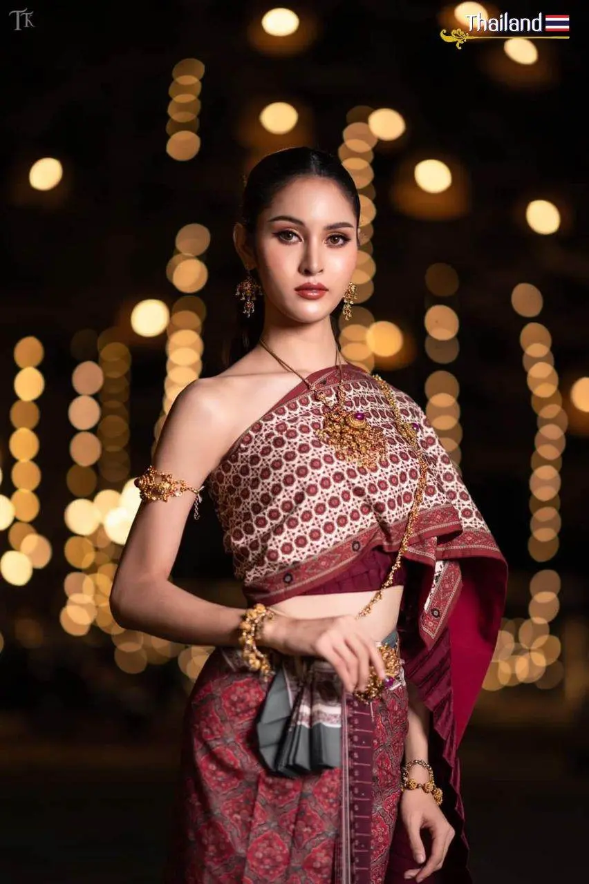 🇹🇭 THAILAND | Thai Costumes in King Narai Reign Fair 2022 👑