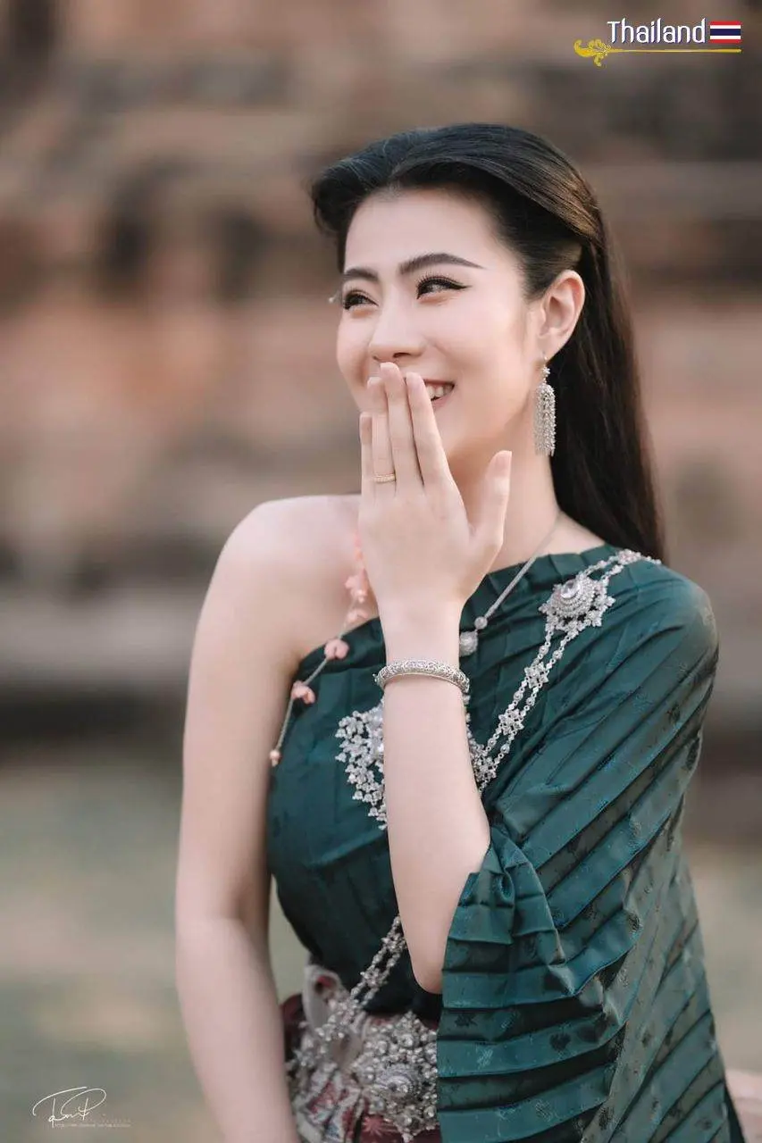 🇹🇭 THAILAND | Thai Costumes in King Narai Reign Fair 2022 👑