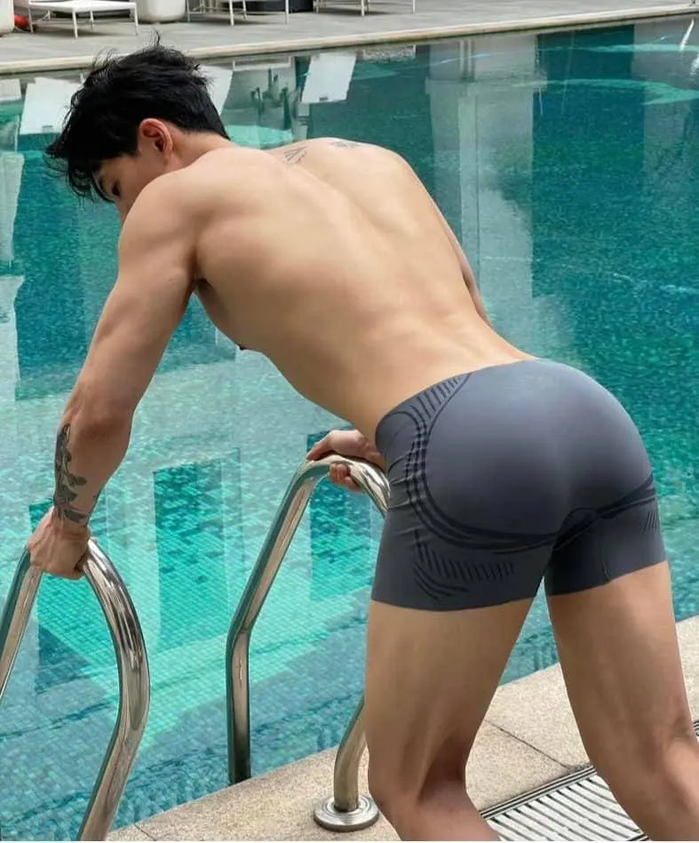 ถอดโชว์เรือนร่าง 2830