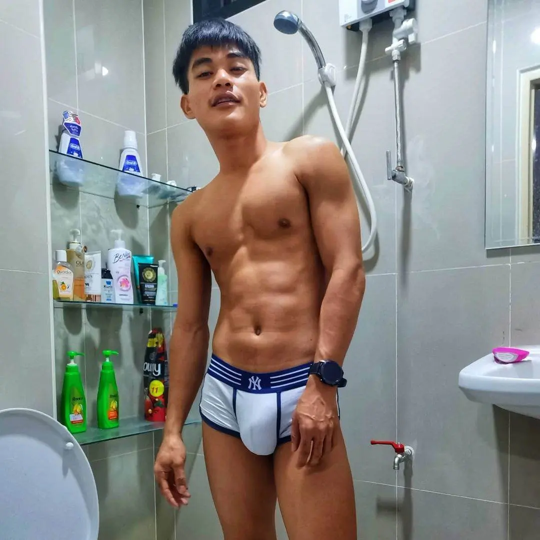 แอบดูไอจีผู้ชาย 30