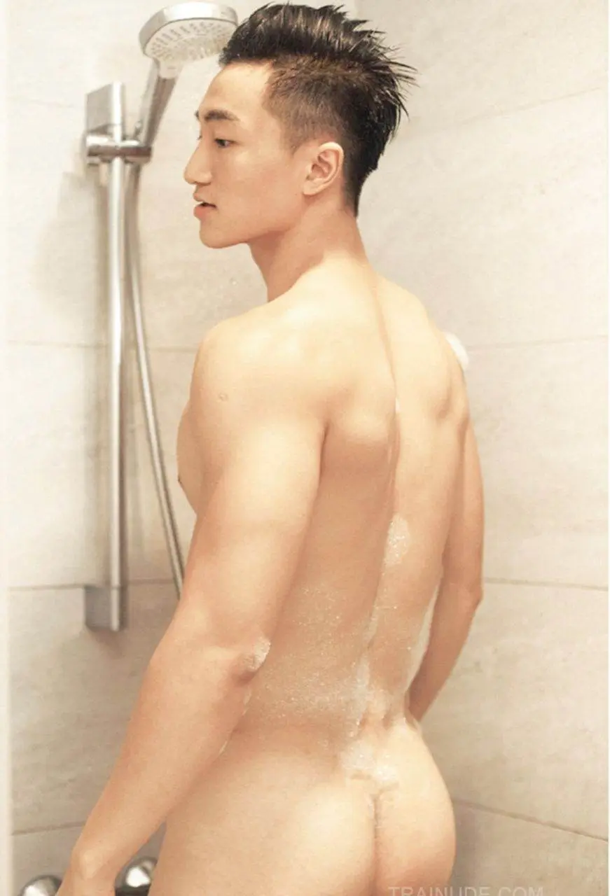 เมียไม่อยู่ เพื่อนหมู่ผัว
