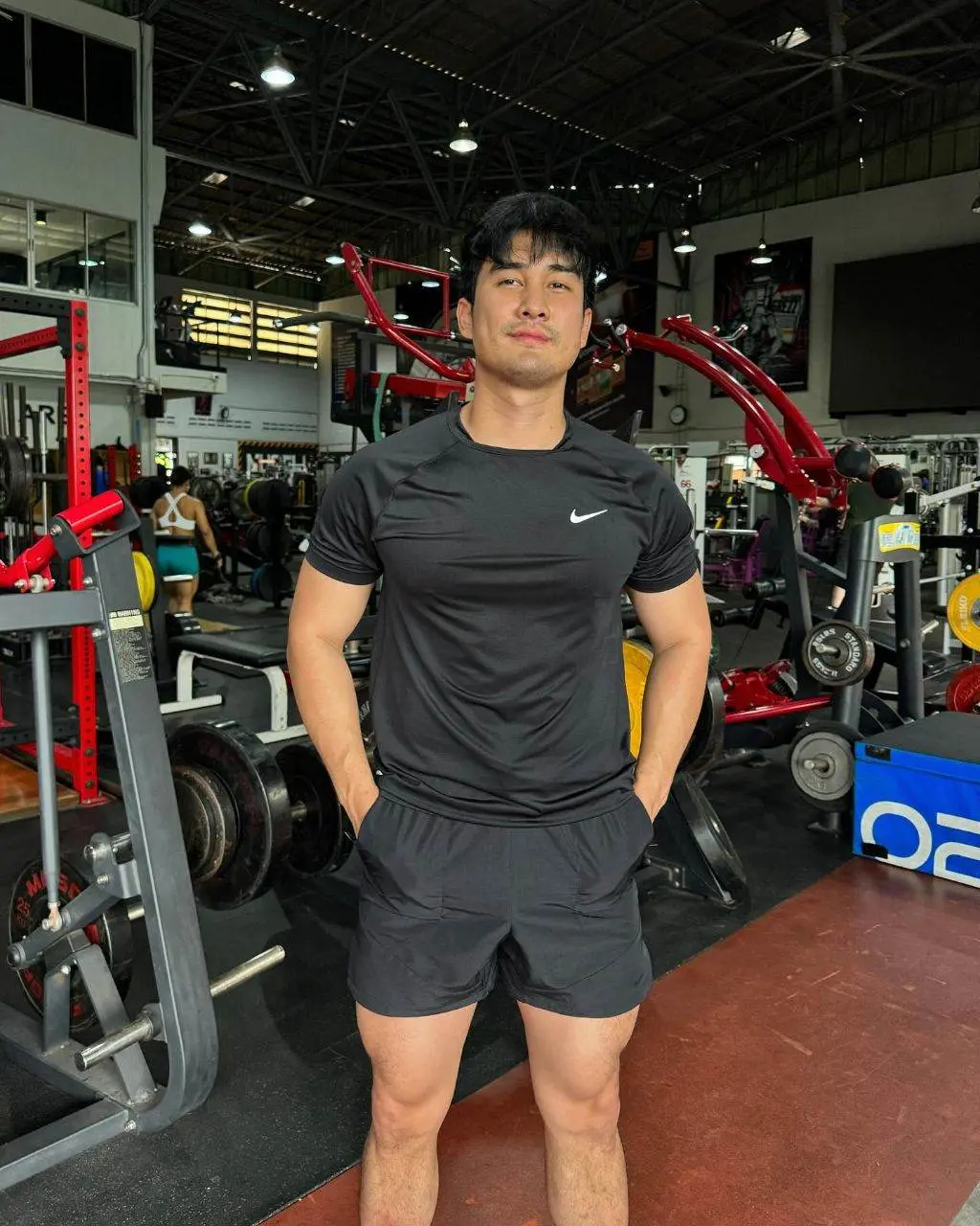 เพ่ดิวหุ่นหมีกำลังน่าฟัด