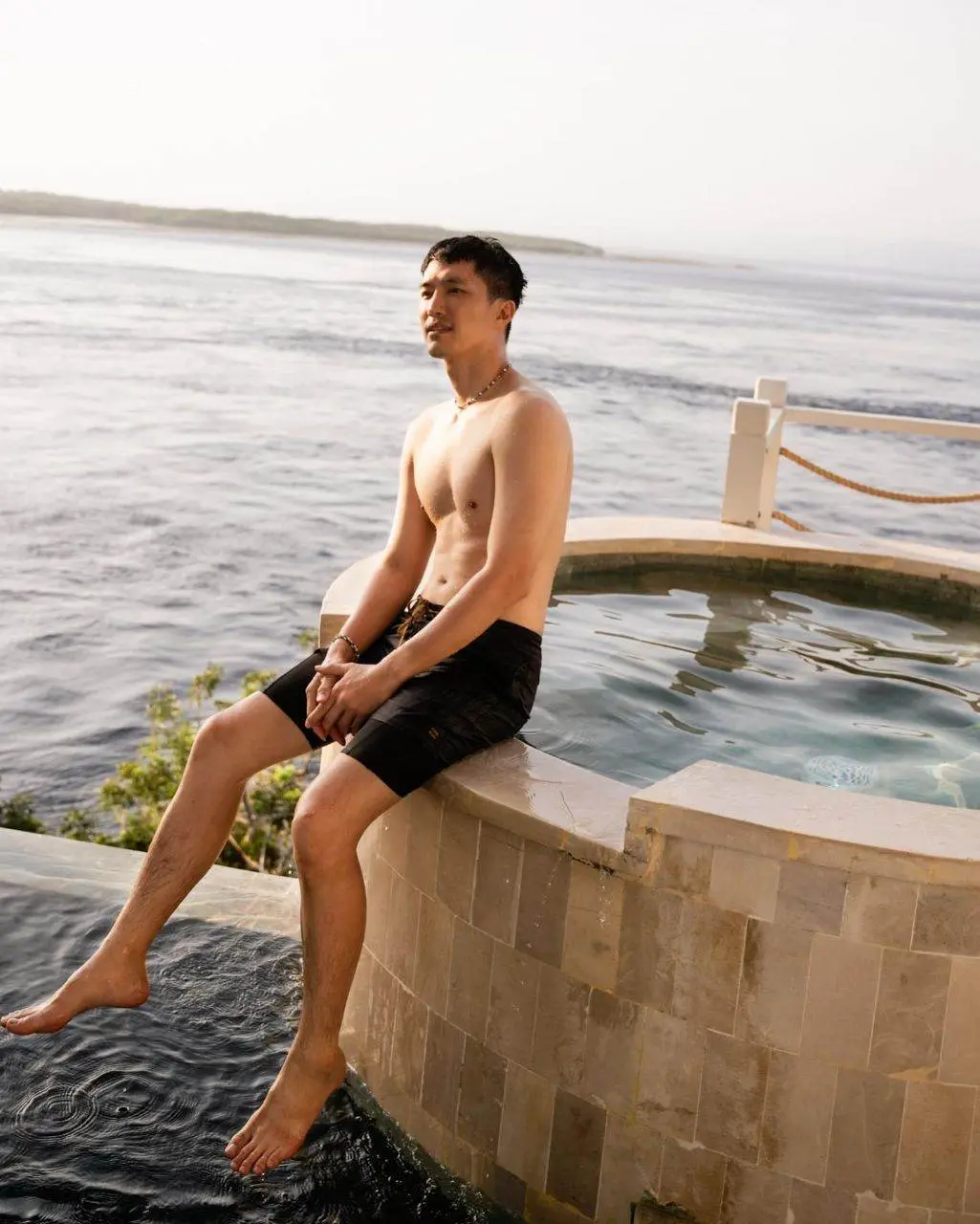 หล่อสดใสเดินไปมั้ย?พ่อเอ้ย
