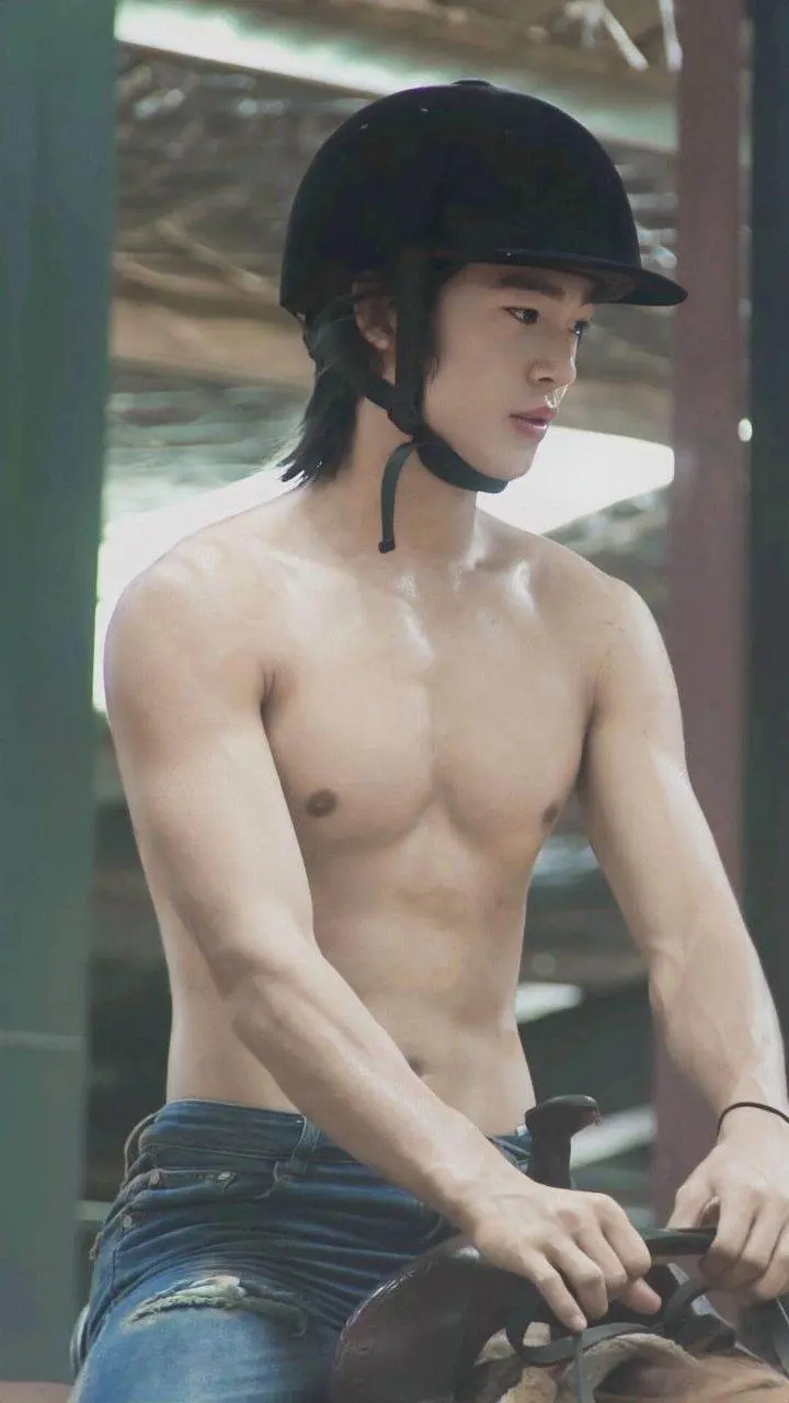 หล่อสดใสเดินไปมั้ย?พ่อเอ้ย
