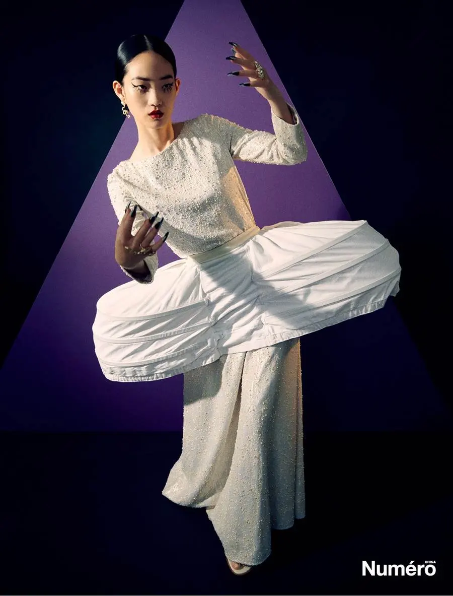 Shin Hyun Ji @ Num&eacute;ro China Autumn 2023