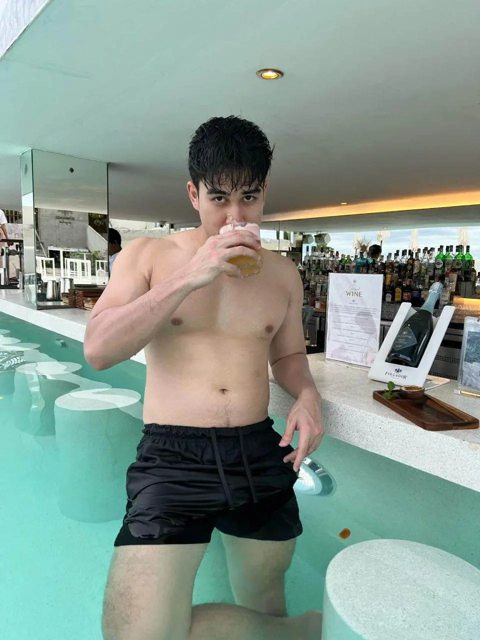 อยากดิวกับดิวทั้งคืน